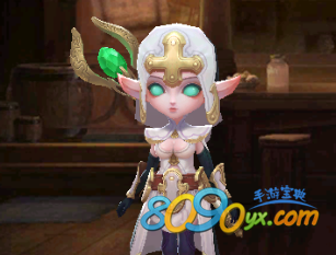 迷雾世界光明牧师泰坦妮
